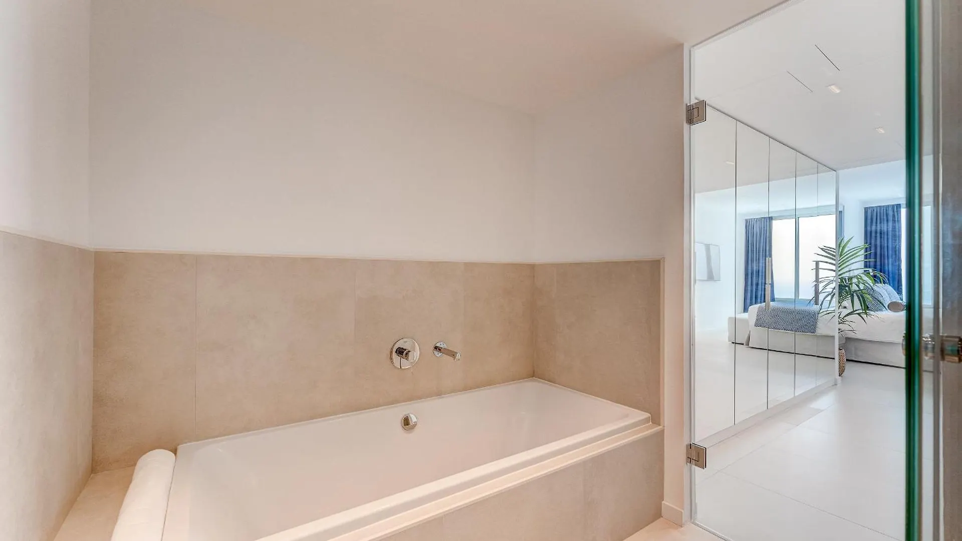 Aquasuites Luxury Penthouse A01 阿坎提拉德洛斯基 别墅